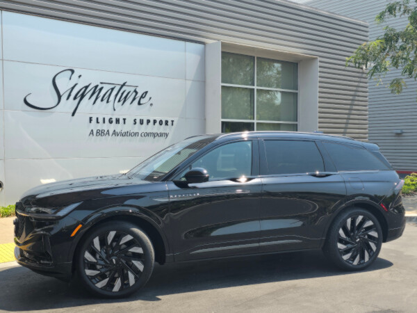Lincoln Luxury Nautilus